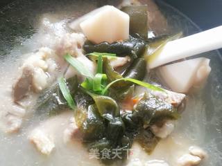 Old Fire Soup: Lotus Root Kelp and Big Bone Soup recipe