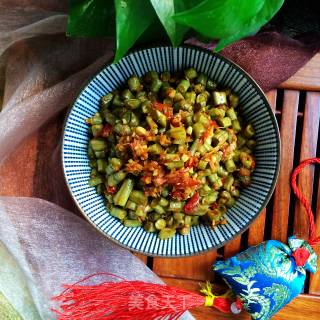 Stir-fried Sour Cowpea with Chopped Pepper recipe