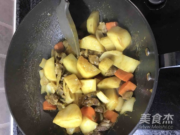 Curry Potato Beef Brisket recipe