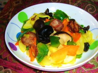 Spicy Sausage Stir-fried Squash recipe