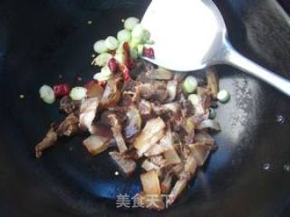 Stir-fried Bracken with Bacon recipe