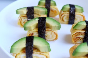 Avocado and Loose Egg-yaki Sushi recipe