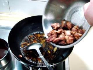 Chopped Ribs to Make "fragrant Fried Inch Bones" recipe