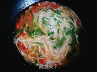 Noodle Dish Tomato Noodle Soup recipe