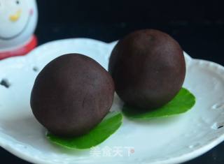 Red Bean Paste with Egg Yolk recipe