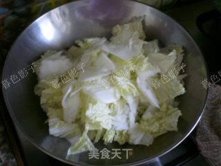 Stir Fried Fungus with Cabbage recipe