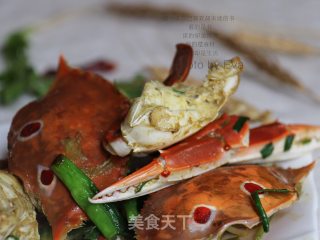 #trust之美# Fried Crab with Ginger and Green Onion recipe