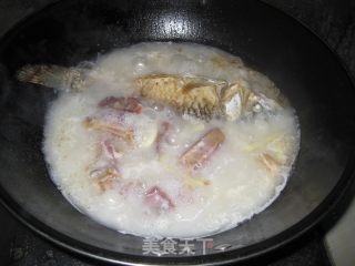 Salted Duck Stewed Crucian Hot Pot recipe