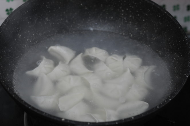 Hot and Sour Dumplings recipe