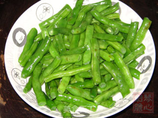 Braised Pork Ribs with String Beans recipe