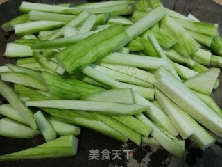 Shrimp Skin Loofah Soup recipe