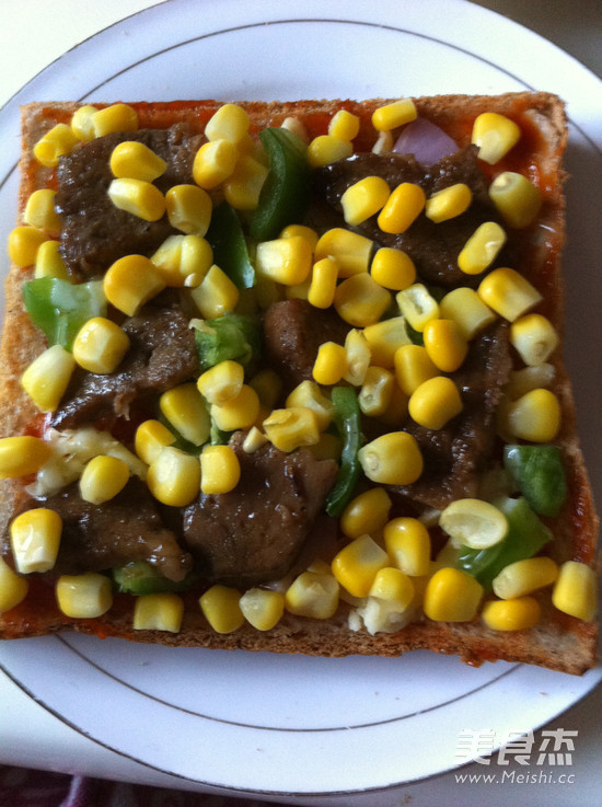 Pork Chop Corn Toast Pizza recipe