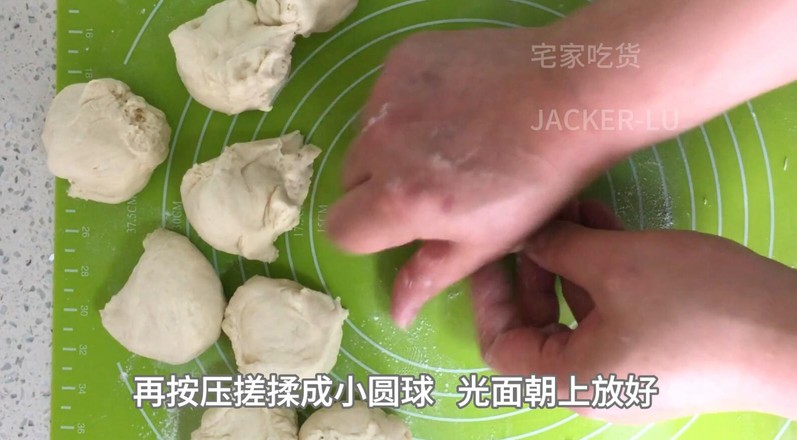 Homemade Steamed Buns with Fresh Meat, Tender and Juicy, Full of Meaty Flavor recipe