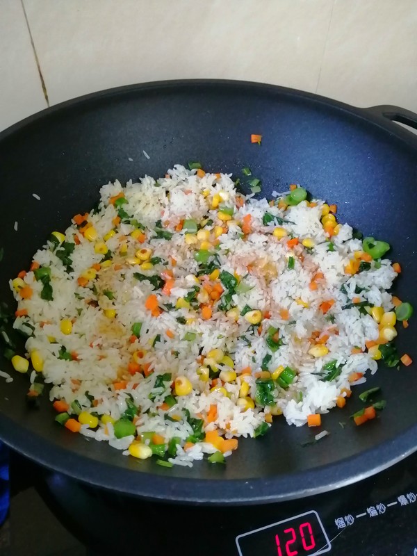 Simple and Delicious~~ Fried Rice with Mixed Vegetables recipe