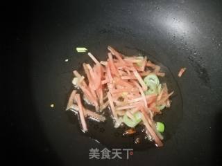 #团圆饭# Stir-fried Shredded Pork with Garlic recipe