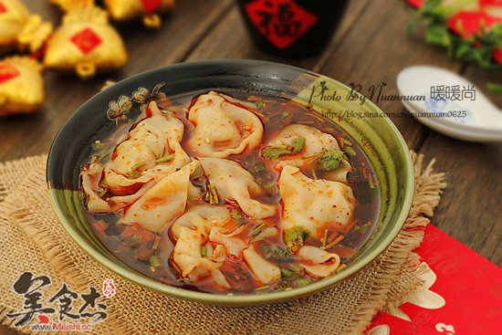 Sour Soup and Fresh Pork Wontons recipe