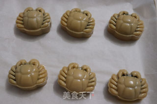 Overbearing Crab Mooncakes recipe