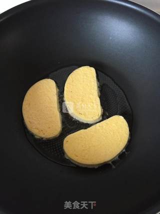 Pan-fried Steamed Bread Slices recipe