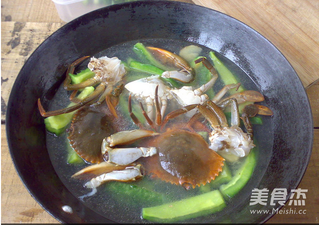 Crab Boiled Bitter Gourd recipe