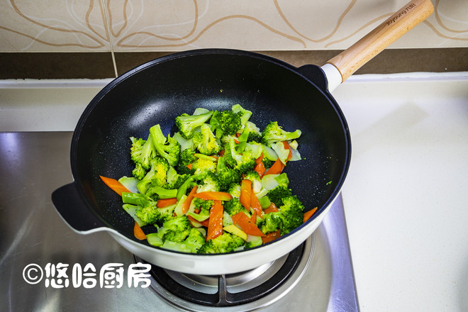 Fried Broccoli with Scallops recipe