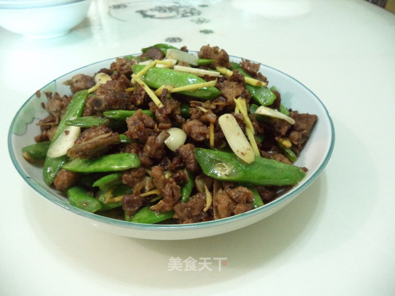 Fried Duck with String Beans recipe