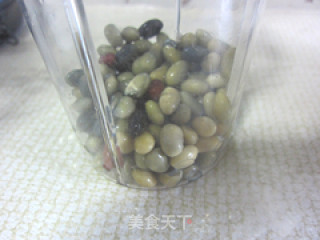 Five Grain Soy Milk recipe