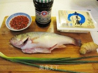 Steamed Sea Bass with Olive Vegetables recipe