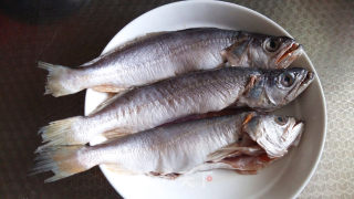 Home Cooked Yellow Croaker recipe