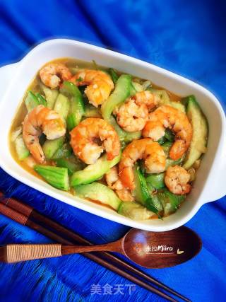 Fried Loofah with Shrimp recipe