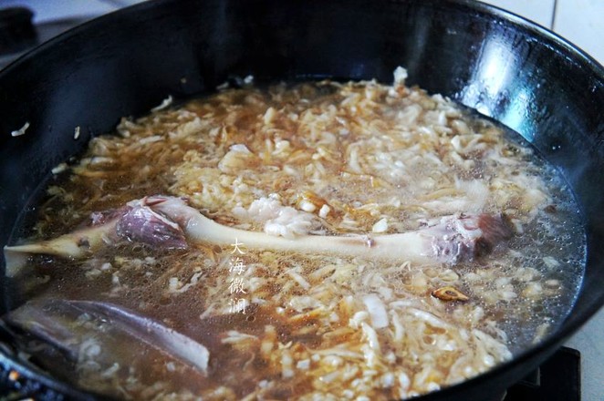 Lamb Leg Stewed with Sauerkraut recipe