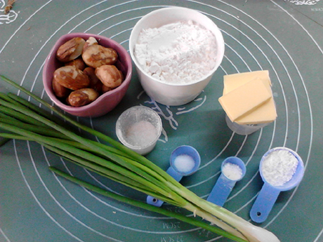 Scallion Jackfruit Core Salty Scones recipe