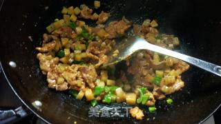 Stir-fried Pork with Sour Radish recipe