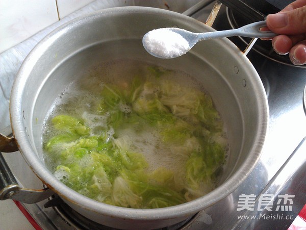 Sea Rice Cabbage Soup recipe