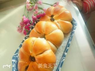 Light Cream Bean Paste Buns recipe