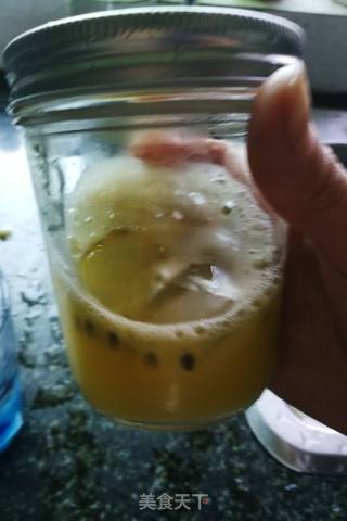Passion Fruit and Kale Iced Drink recipe