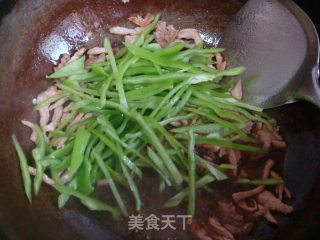 Stir-fried Pork with Hot Peppers recipe