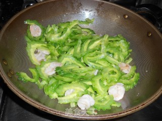 Fried Bitter Gourd with Shrimp recipe