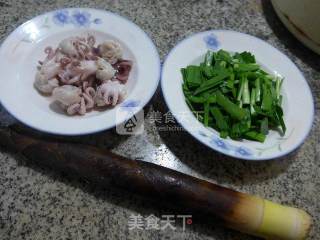 Stir-fried Leishan with Chinese Chives recipe