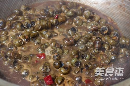 Sauce Fried Snails recipe