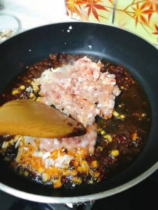 Spicy Mushroom Meat Sauce recipe