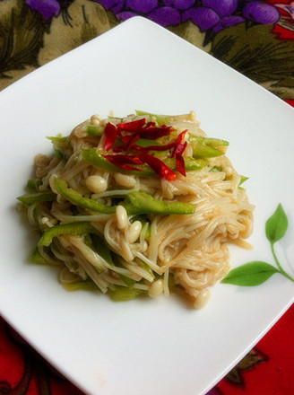 Enoki Mushrooms Mixed with Peppers recipe