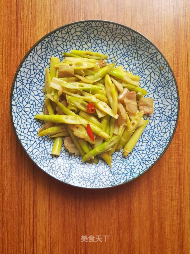Stir-fried Spring Bamboo Shoots with Pork Belly recipe