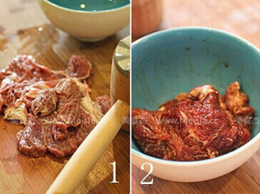 Soft Fried Beef with Yogurt Breadcrumbs recipe