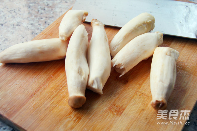 Pleurotus Eryngii with Broccoli recipe