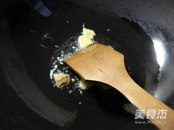 Fried Crab with Shacha Sauce recipe