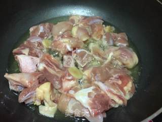 Three Pepper Chicken Mushrooms (alias: Fried Chicken is Delicious) recipe