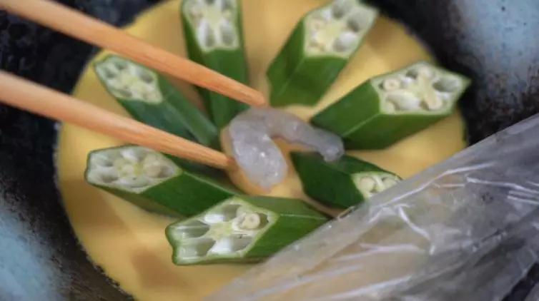 Okra Steamed Egg recipe