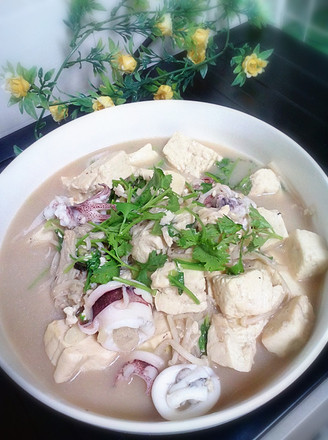 Enoki Mushroom Seafood Stewed Tofu recipe