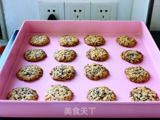 Black Sesame Brown Sugar Oatmeal Cookies recipe