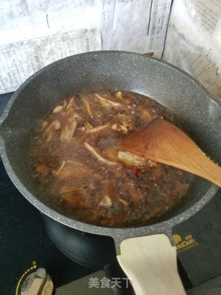 "noodles" Braised Noodles with Crispy Bone and String Beans recipe